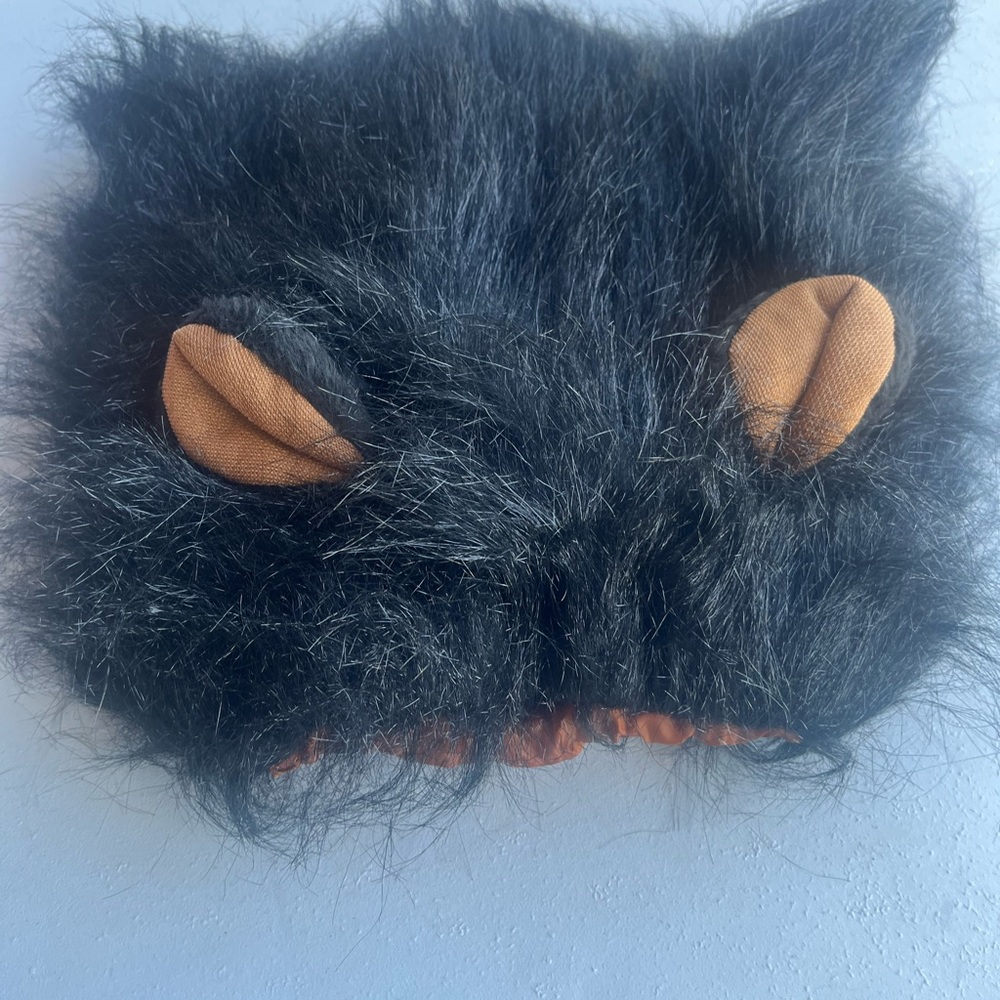 Lion head costumes for dogs- fits large breeds